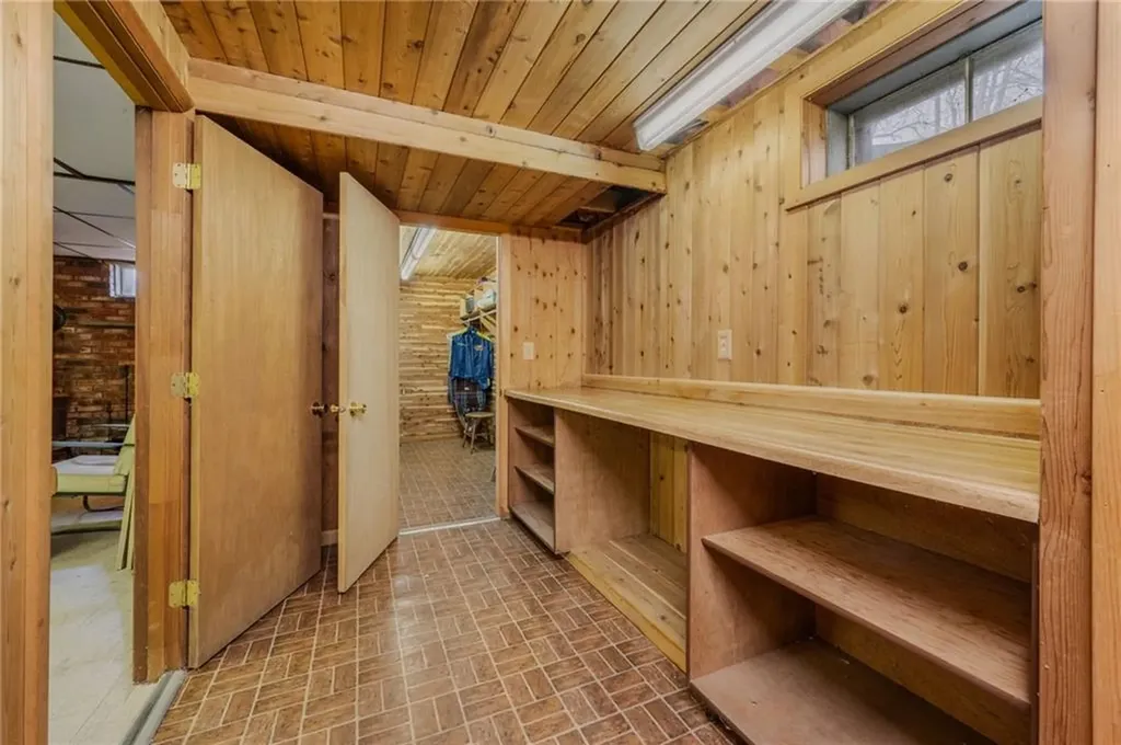 75 Lantern Lane North Kingstown RI 02852