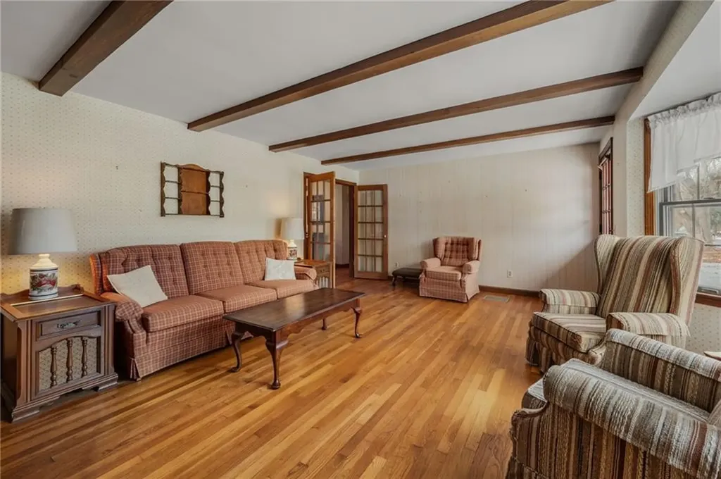 75 Lantern Lane North Kingstown RI 02852