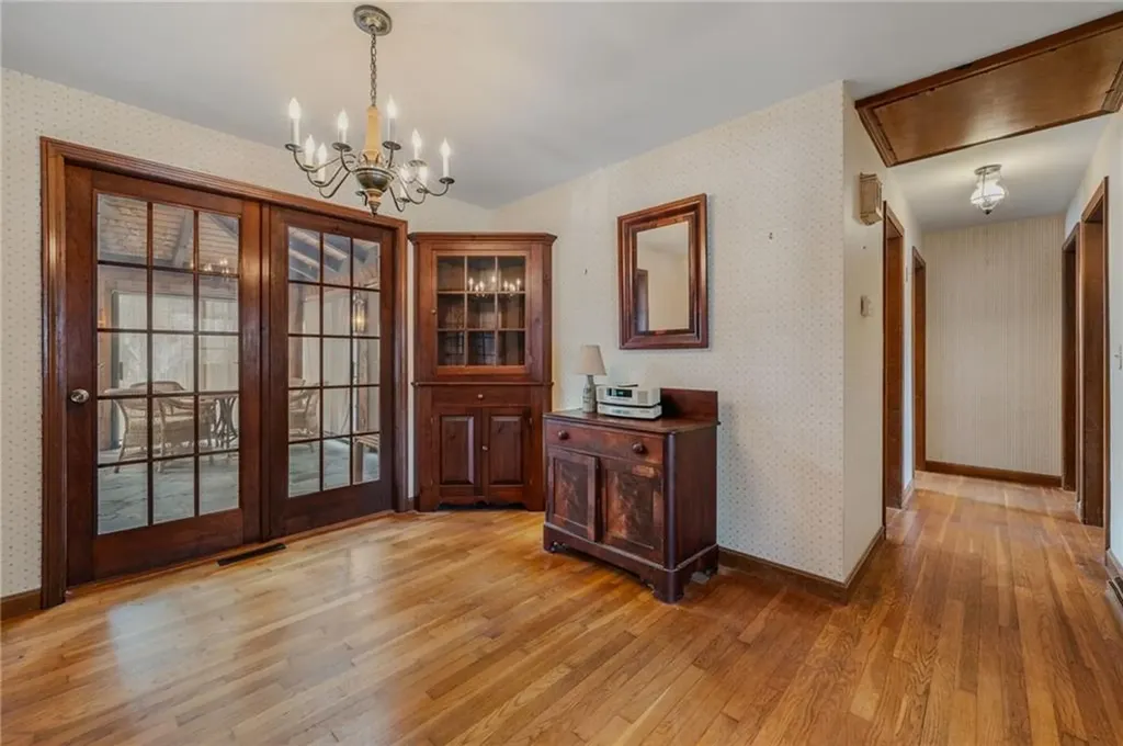 75 Lantern Lane North Kingstown RI 02852