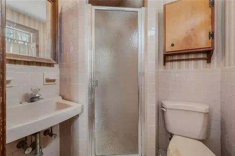 75 Lantern Lane North Kingstown RI 02852