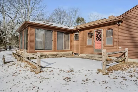 75 Lantern Lane North Kingstown RI 02852