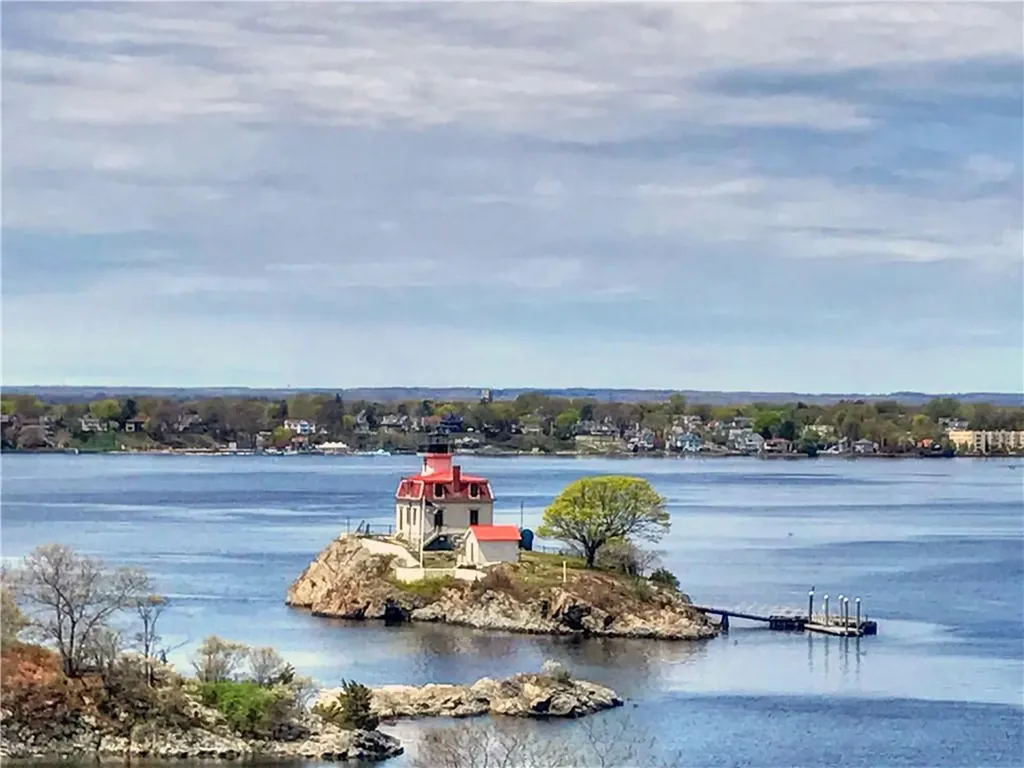 43 Bullocks Point Avenue East Providence RI 02915