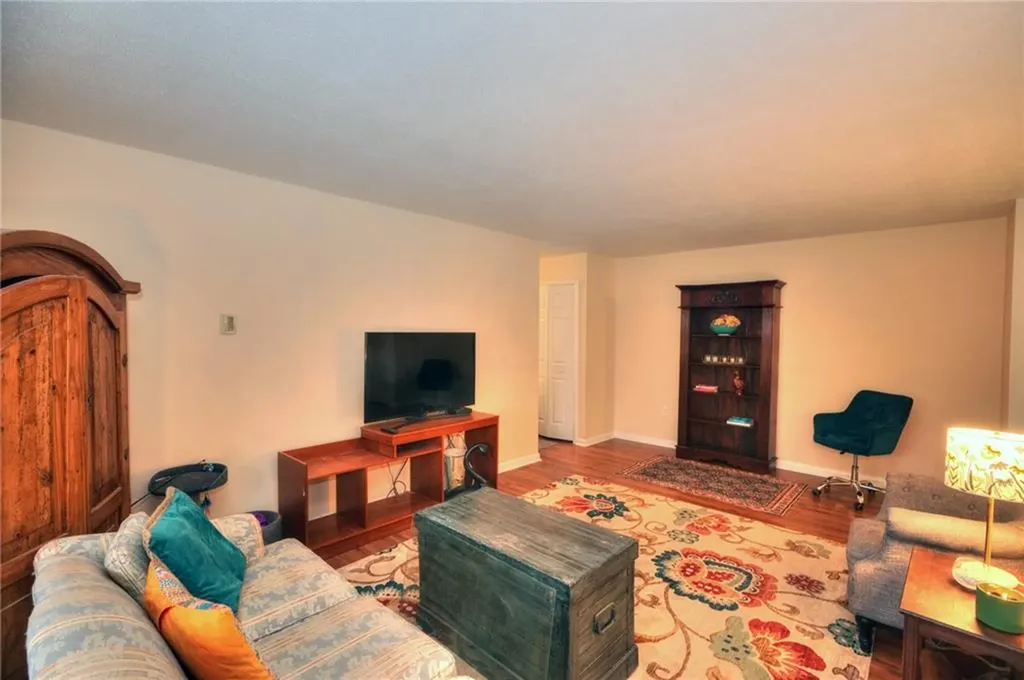 43 Bullocks Point Avenue East Providence RI 02915