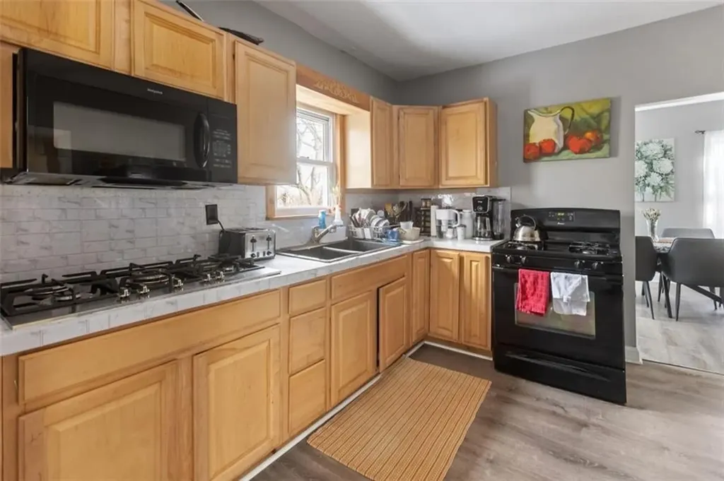 9 Odonnell Avenue Warwick RI 02886