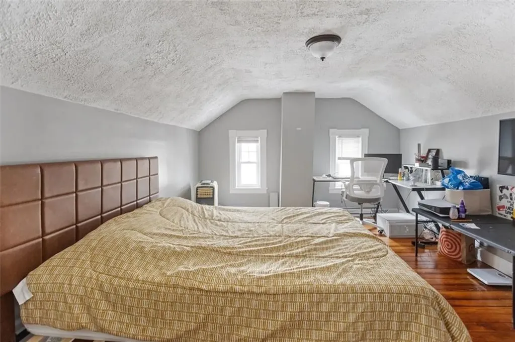 9 Odonnell Avenue Warwick RI 02886