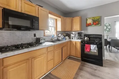 9 Odonnell Avenue Warwick RI 02886