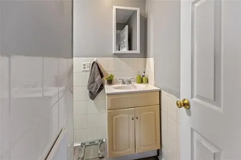 9 Odonnell Avenue Warwick RI 02886