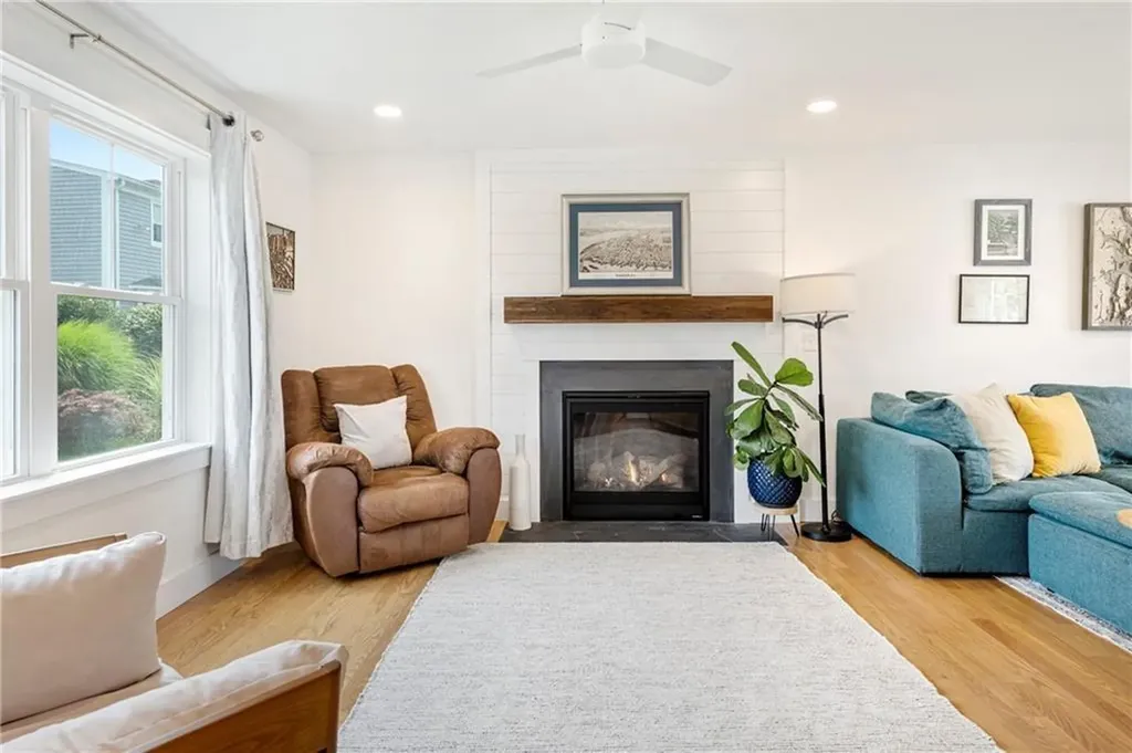 27 Massasoit Avenue Bristol RI 02809