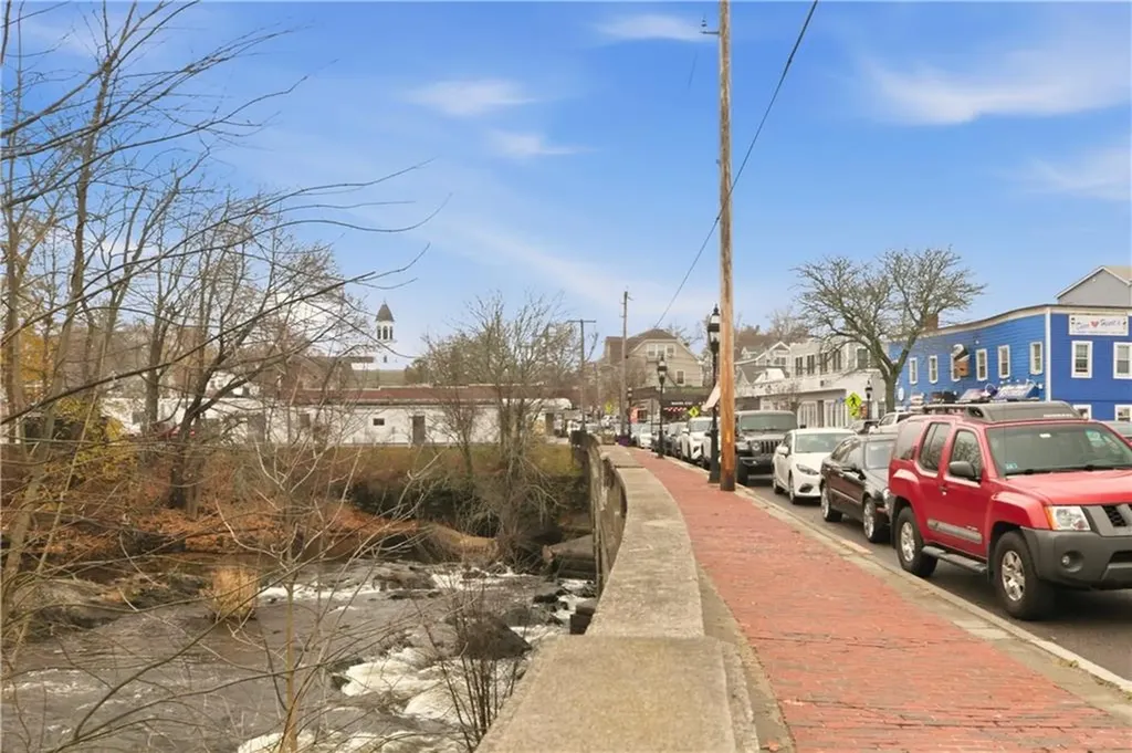 45 Windsor Road Cranston RI 02905