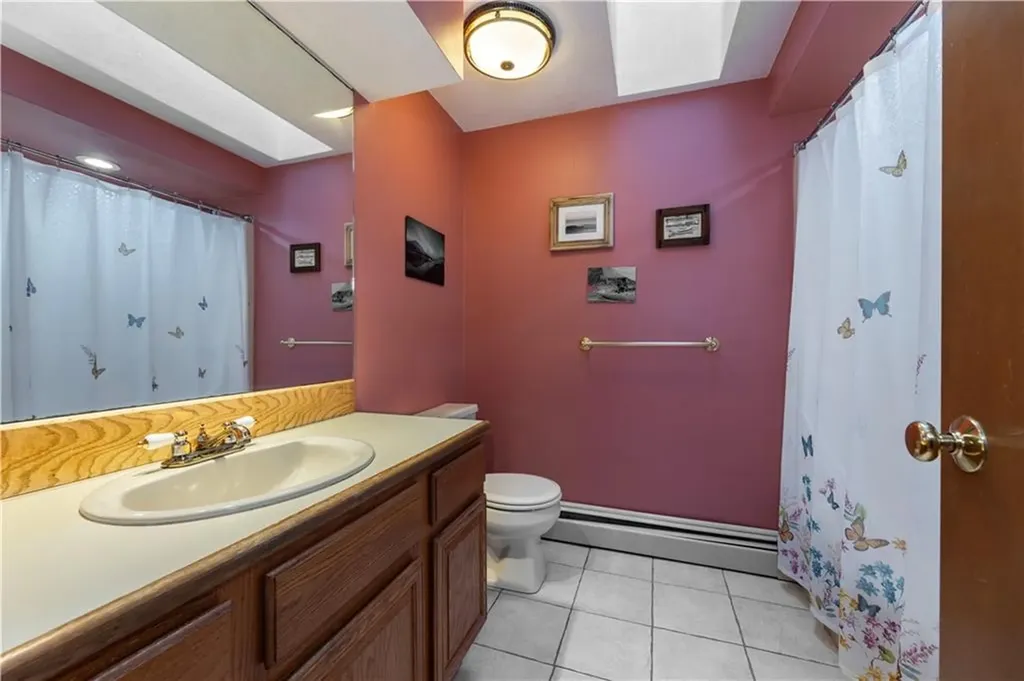 8 Robin Drive North Kingstown RI 02852