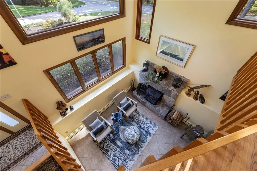 8 Robin Drive North Kingstown RI 02852