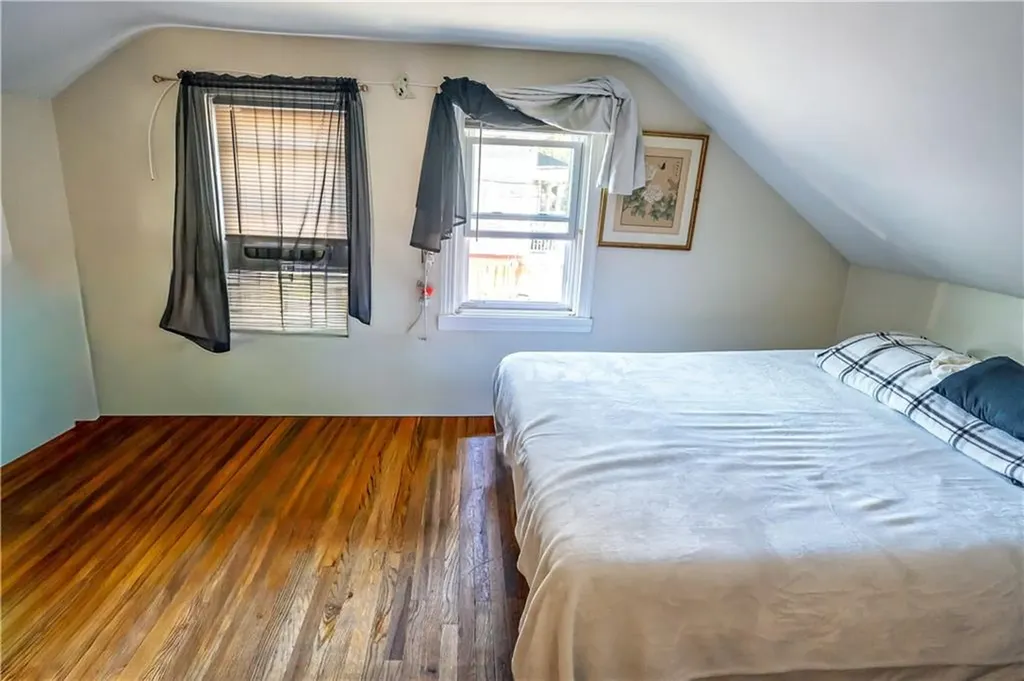 154 Camden Avenue Providence RI 02908