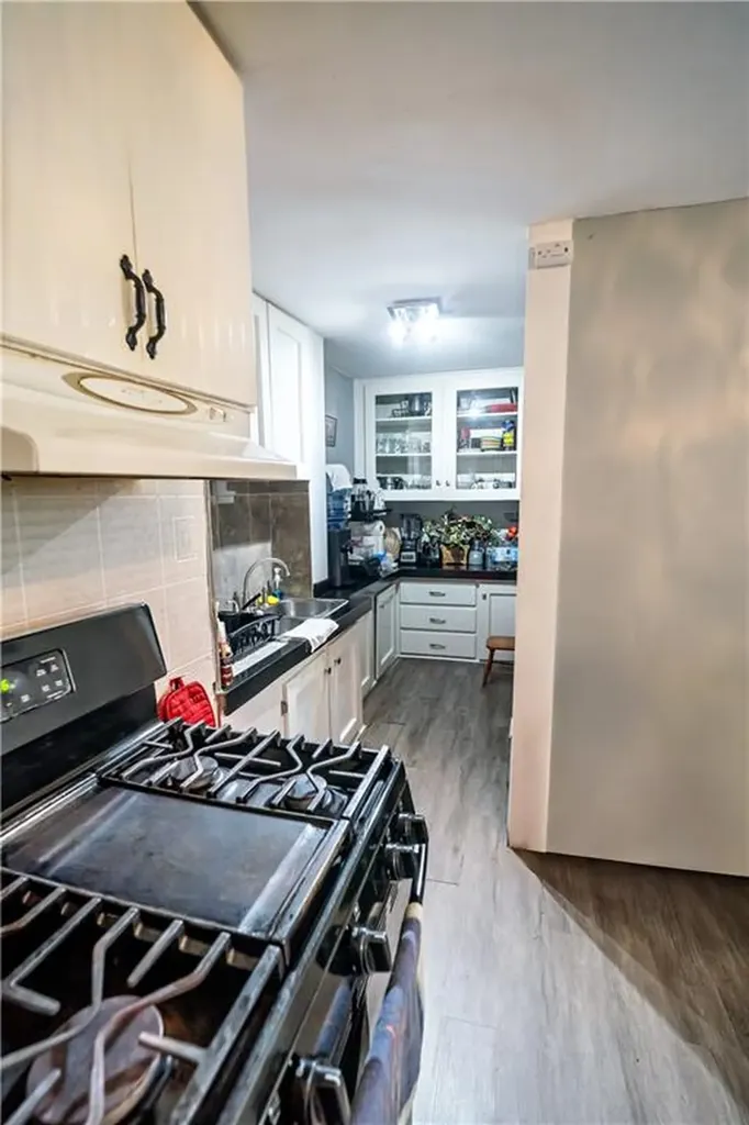 154 Camden Avenue Providence RI 02908