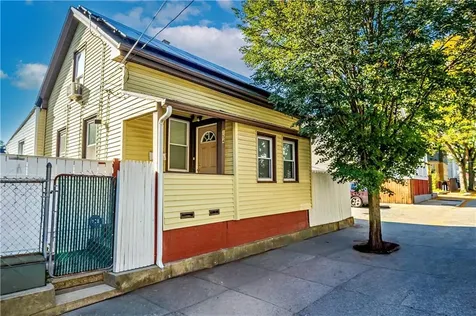 154 Camden Avenue Providence RI 02908