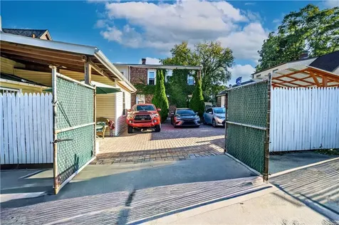 154 Camden Avenue Providence RI 02908