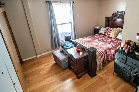 154 Camden Avenue Providence RI 02908