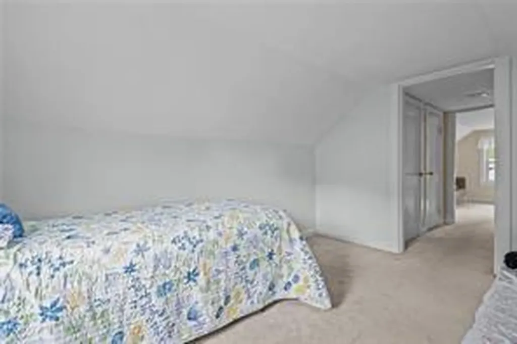 3 Harris Avenue Johnston RI 02919