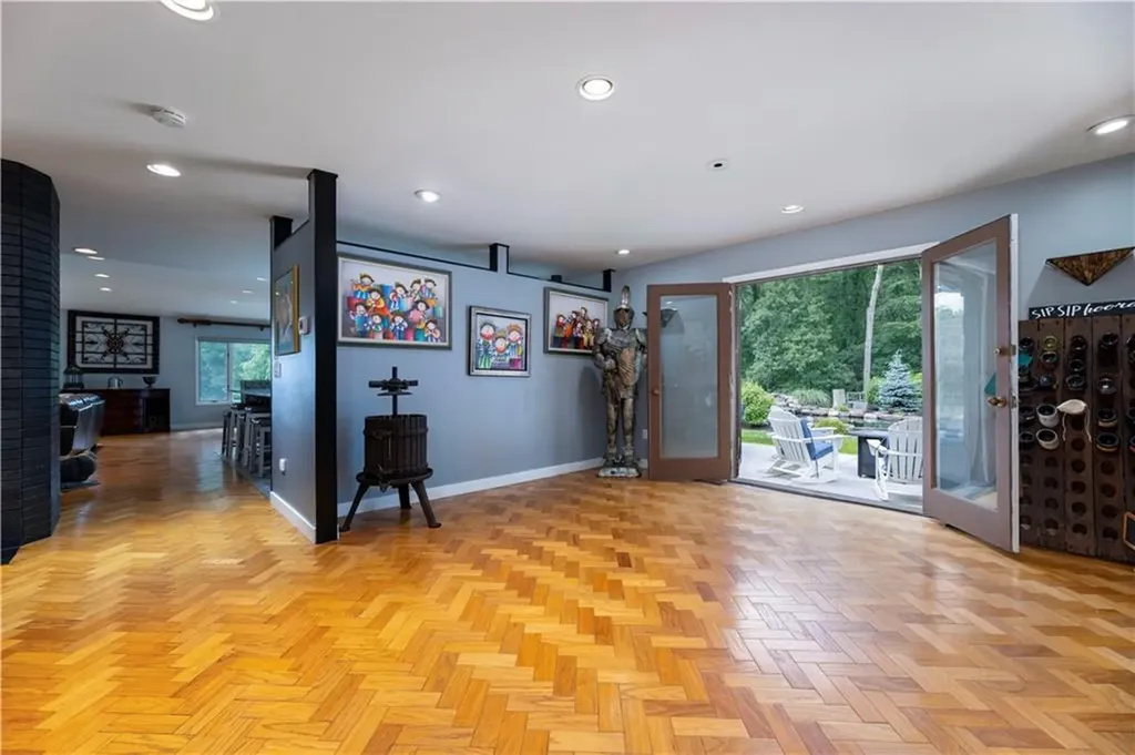 140 White Birch Circle Scituate RI 02831