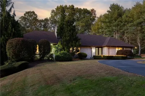 140 White Birch Circle Scituate RI 02831