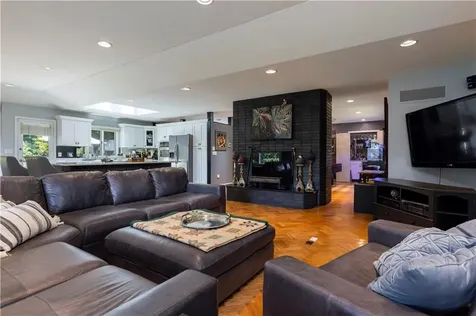 140 White Birch Circle Scituate RI 02831