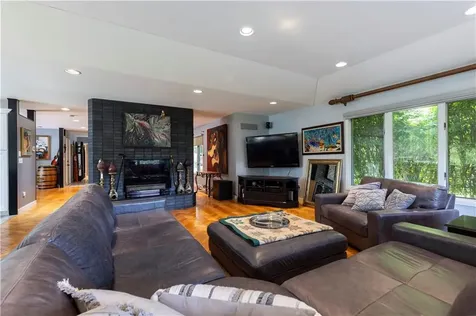 140 White Birch Circle Scituate RI 02831