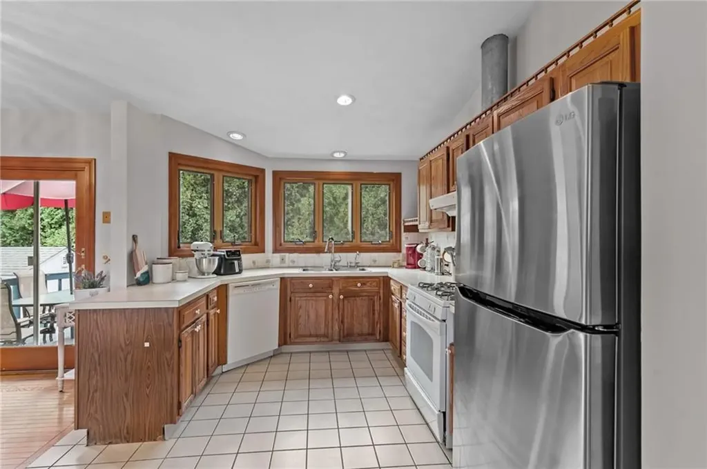 6 Island View Drive Warwick RI 02886