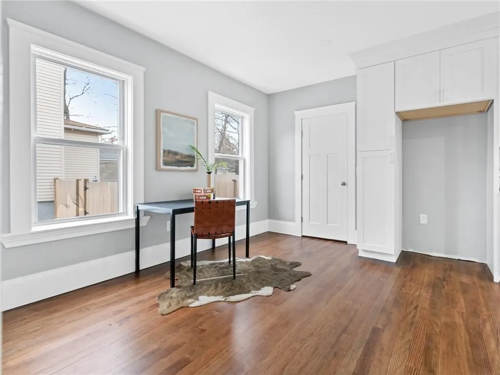 493 Academy Avenue Providence RI 02908