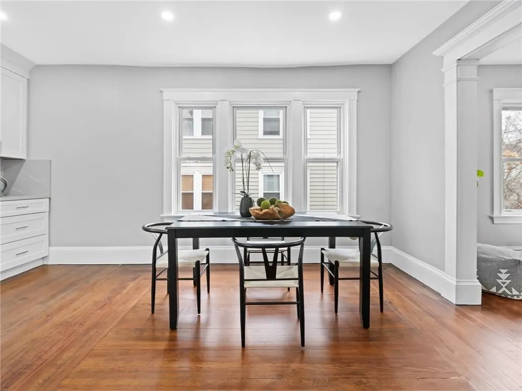 493 Academy Avenue Providence RI 02908