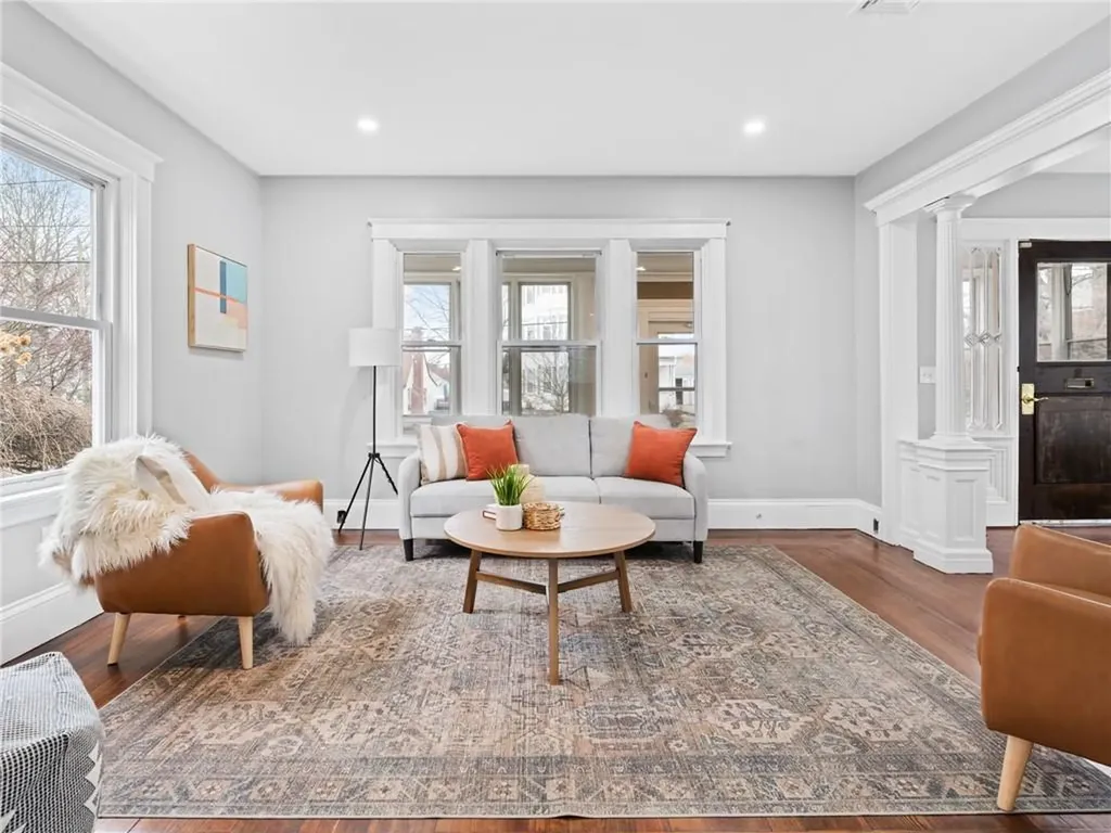 493 Academy Avenue Providence RI 02908