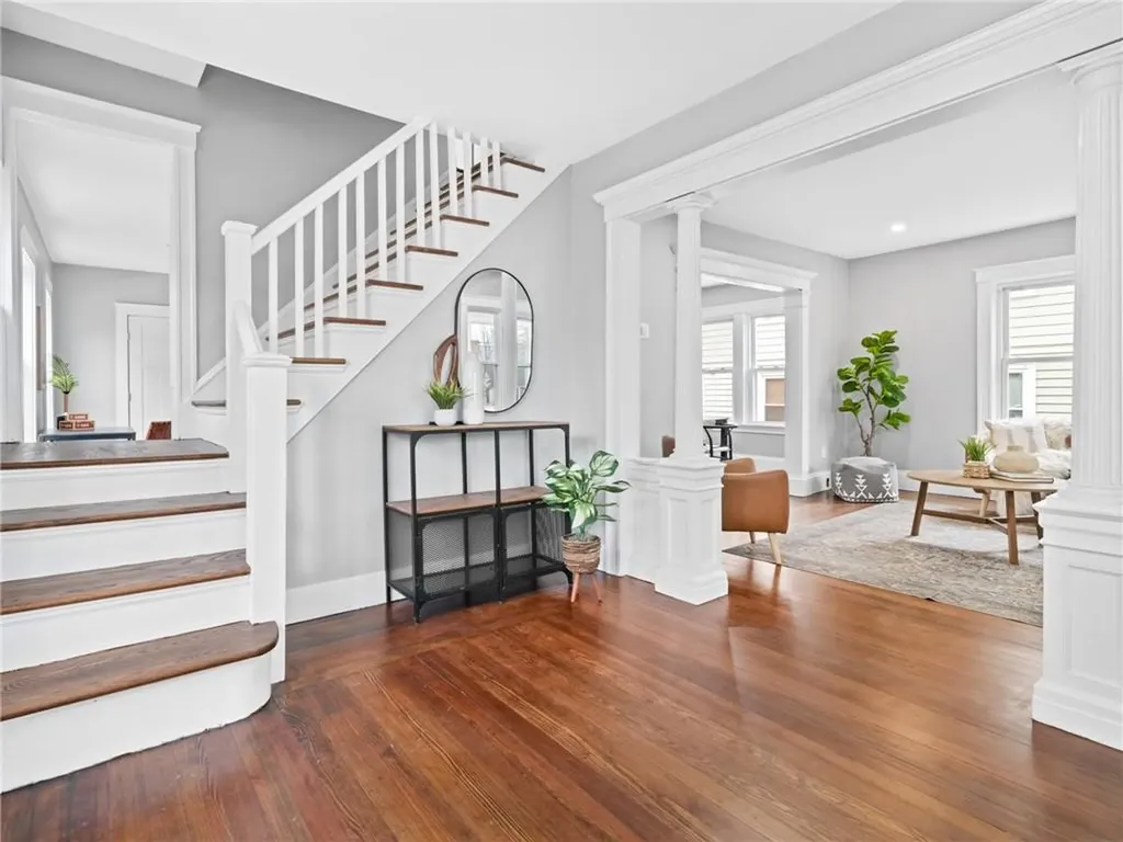 493 Academy Avenue Providence RI 02908