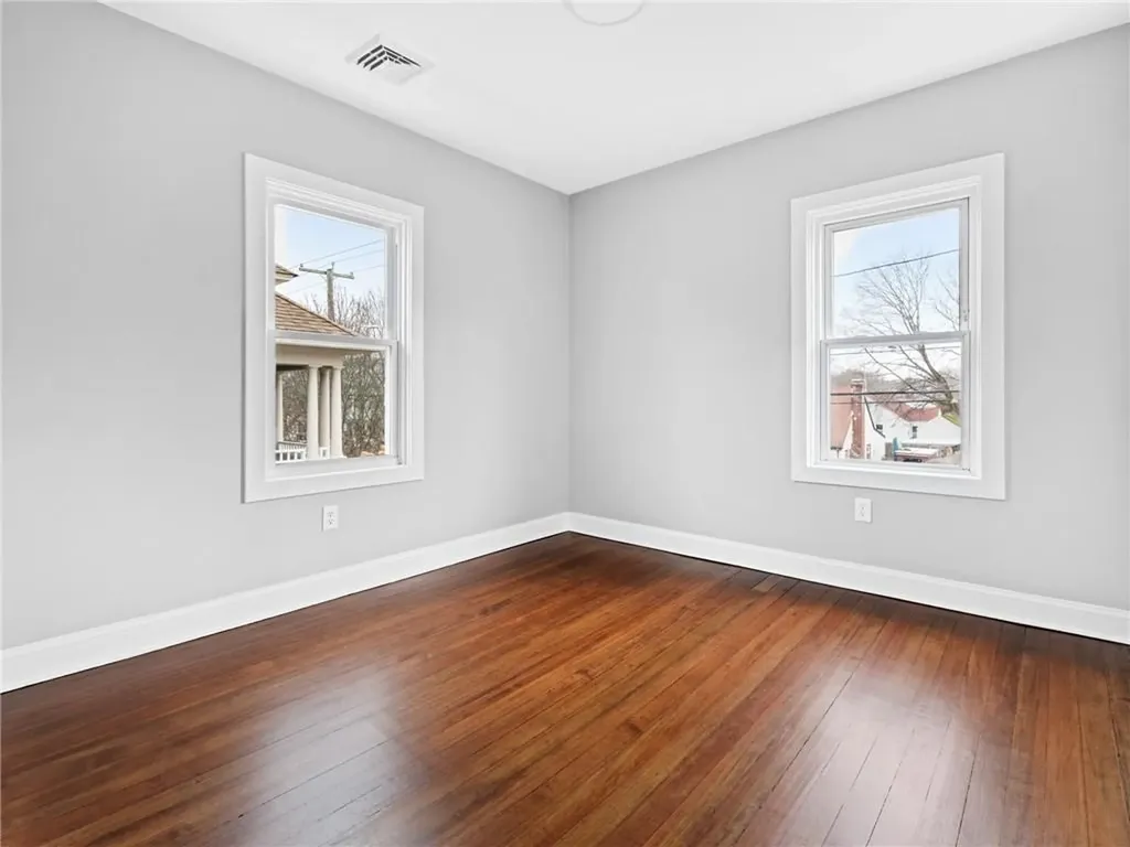 493 Academy Avenue Providence RI 02908