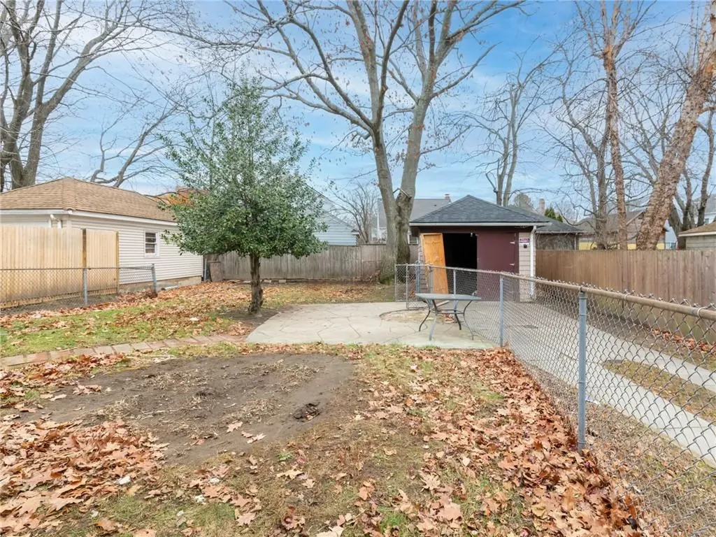 493 Academy Avenue Providence RI 02908