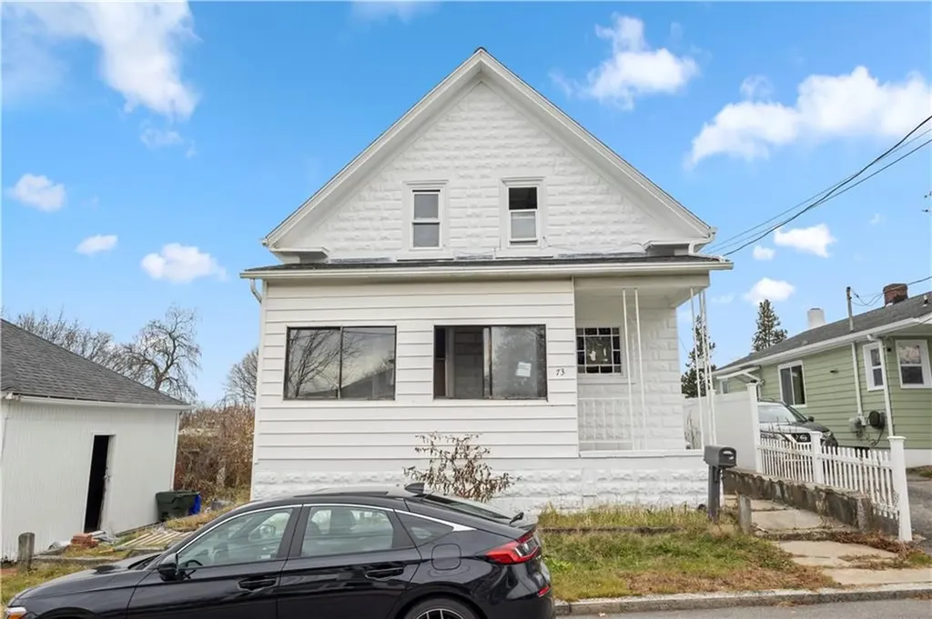 73 Wainwright Street Providence RI 02908