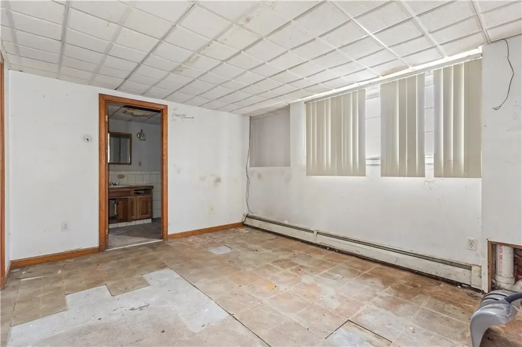73 Wainwright Street Providence RI 02908