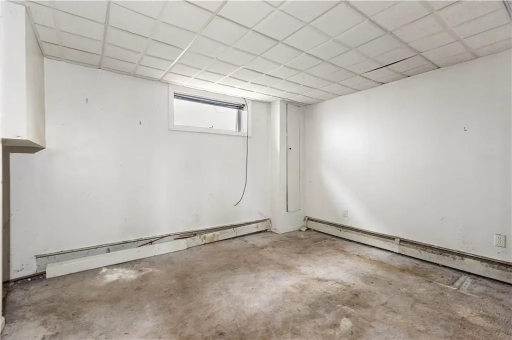 73 Wainwright Street Providence RI 02908