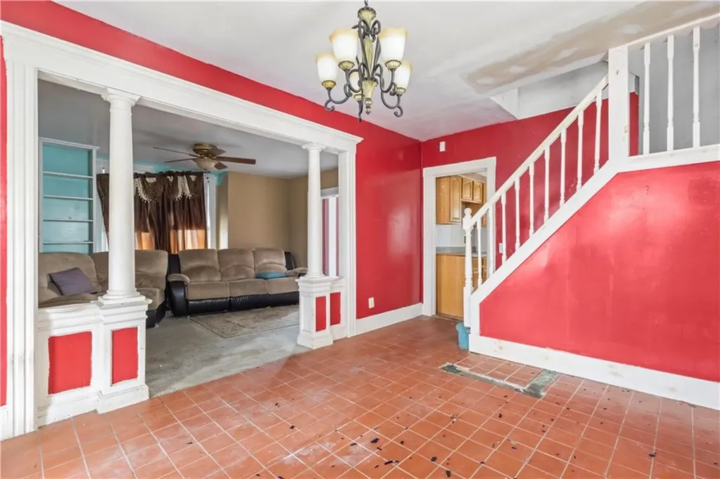 73 Wainwright Street Providence RI 02908