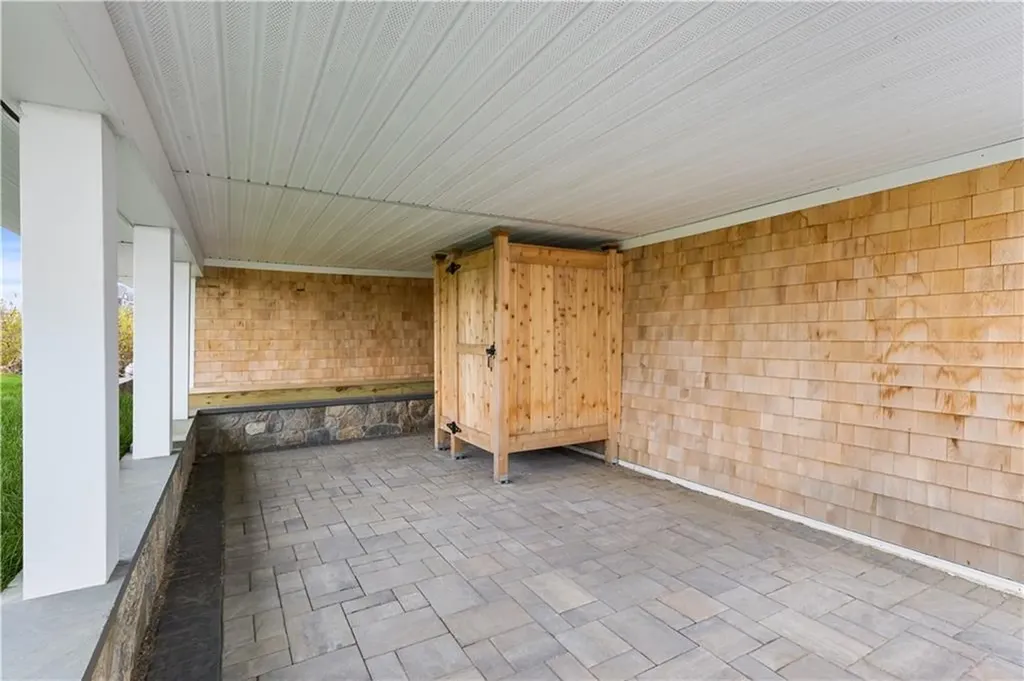 446 Atlantic Avenue Westerly RI 02891