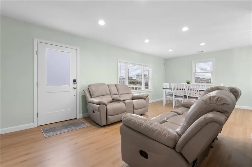 446 Atlantic Avenue Westerly RI 02891