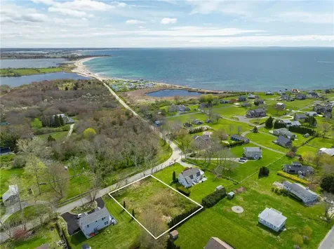89 South Shore Road Little Compton RI 02837