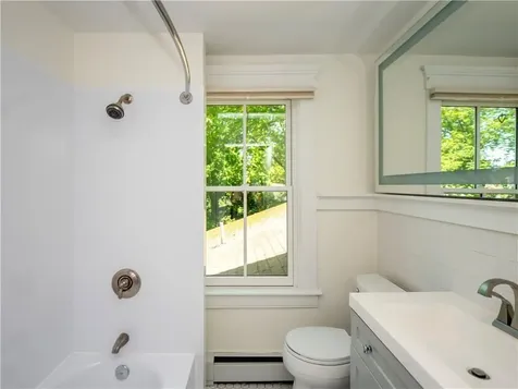 7 Howe Street Bristol RI 02809