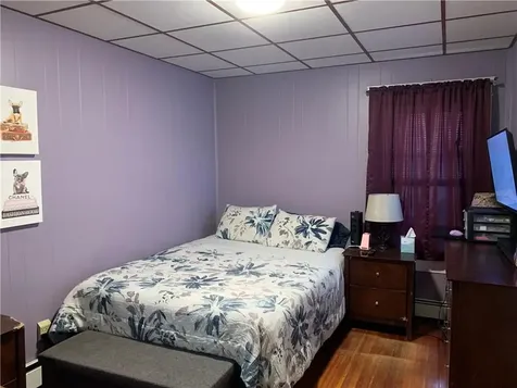 76 London Avenue Pawtucket RI 02861