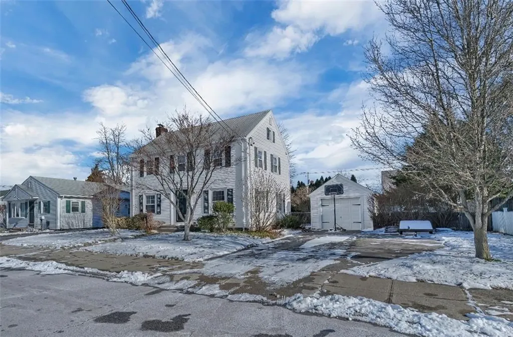 174 Littlefield Street Pawtucket RI 02861