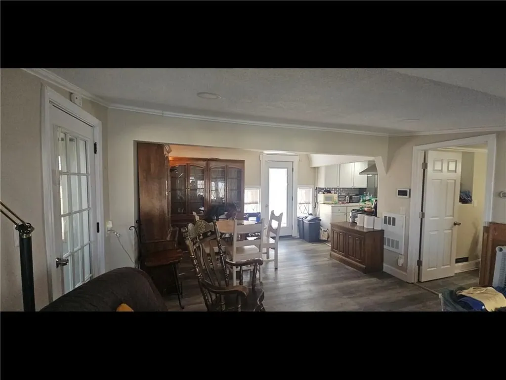 59 Division Street Woonsocket RI 02895