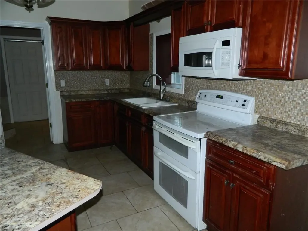 19 Hilton Drive Johnston RI 02919