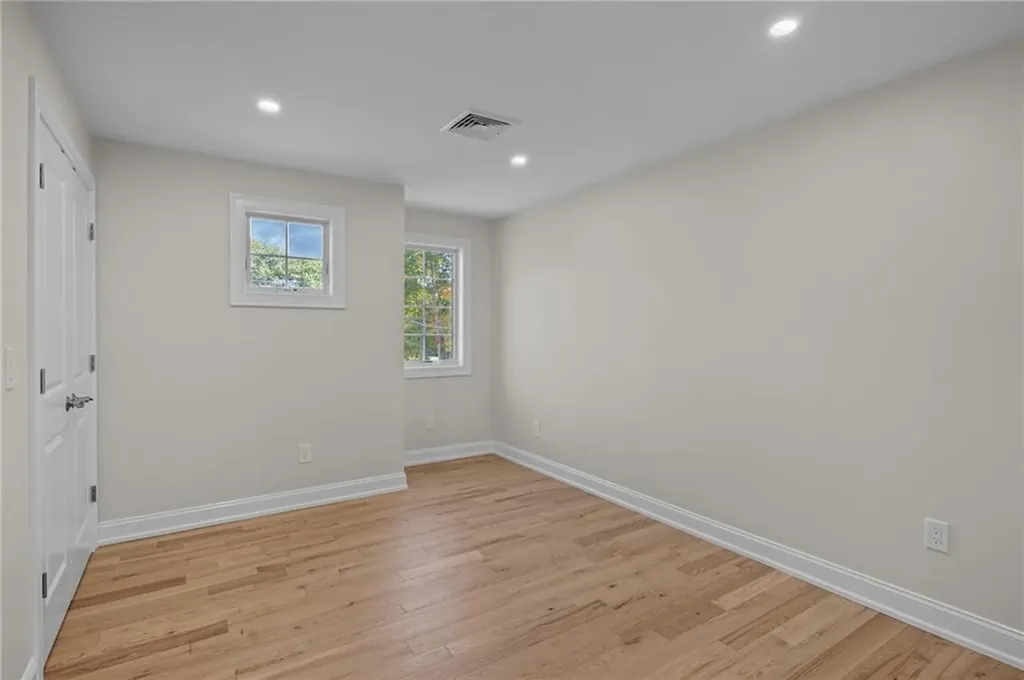 191 Pippin Orchard Road Cranston RI 02921