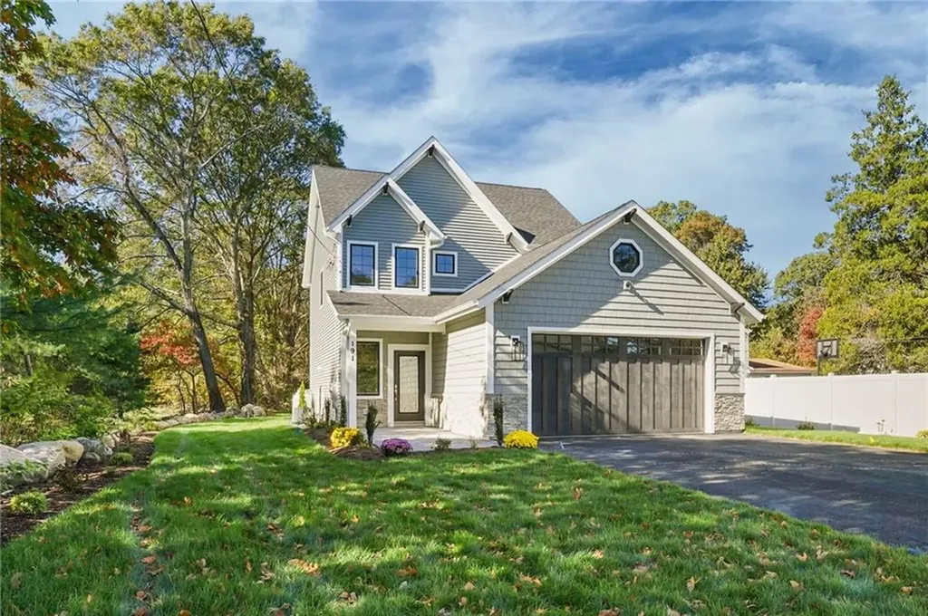 191 Pippin Orchard Road Cranston RI 02921