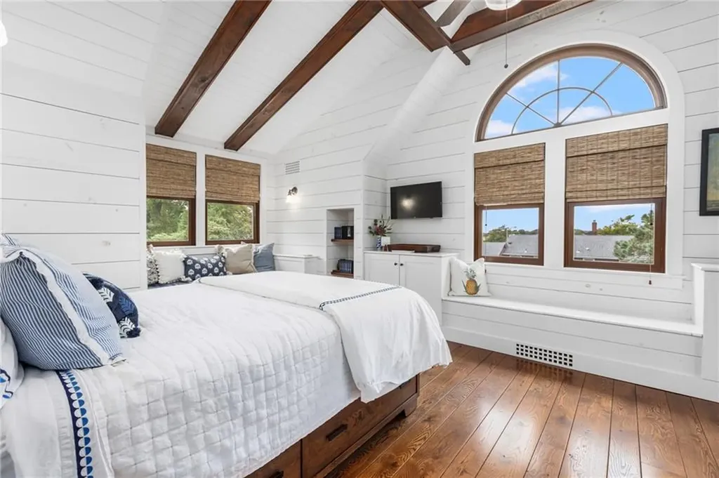 5 Ledge Road Newport RI 02840