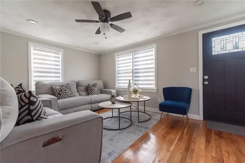 72 Hollis Avenue Warwick RI 02889