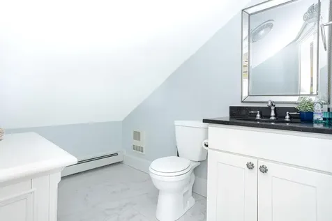 78 State Street Bristol RI 02809