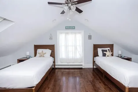 78 State Street Bristol RI 02809